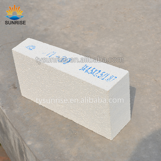 Extrusion type thermal insulation brick
